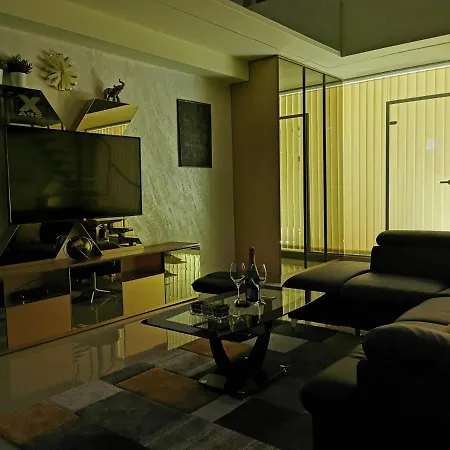 Xspa Cryptocurrency Pay Available Apartment