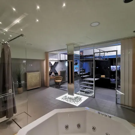 Xspa Cryptocurrency Pay Available *