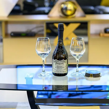 Xspa Cryptocurrency Pay Available *